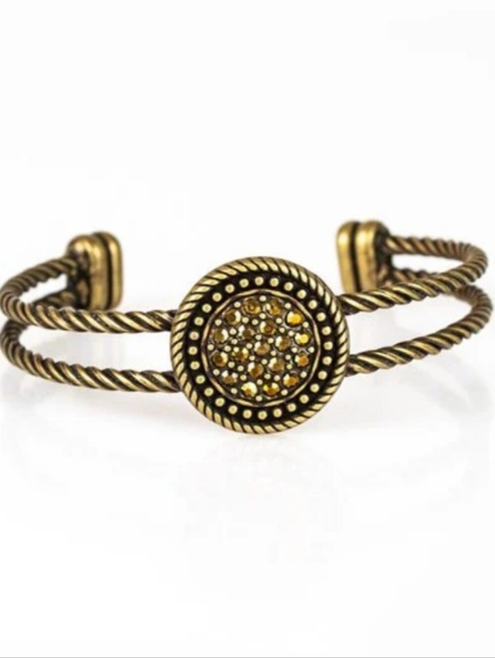 Paparazzi Definitely Dazzling Brass Cuff Bracelet. NWOT.